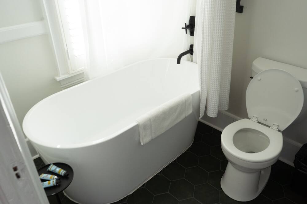 Photo of Bathroom in Valdosta