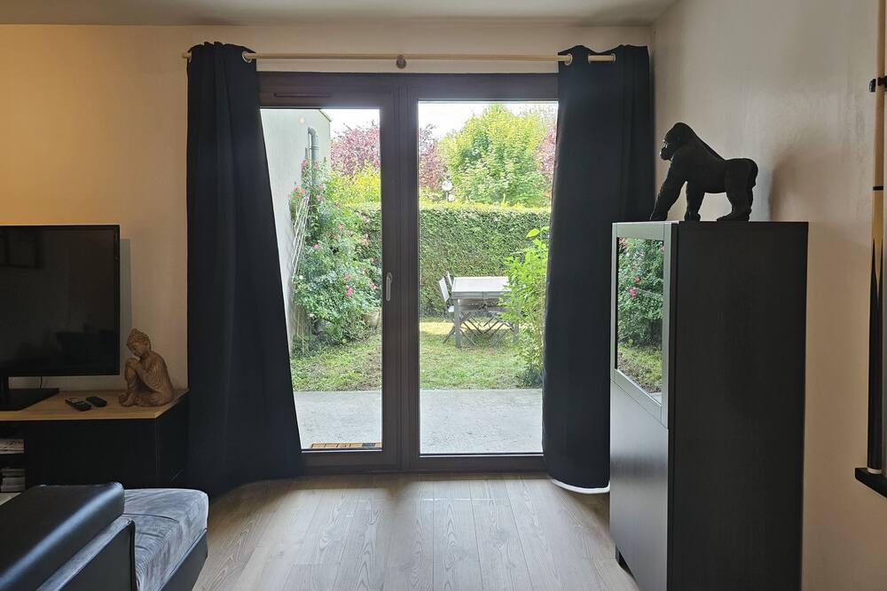 Photo of Bedroom in Cran-Gevrier