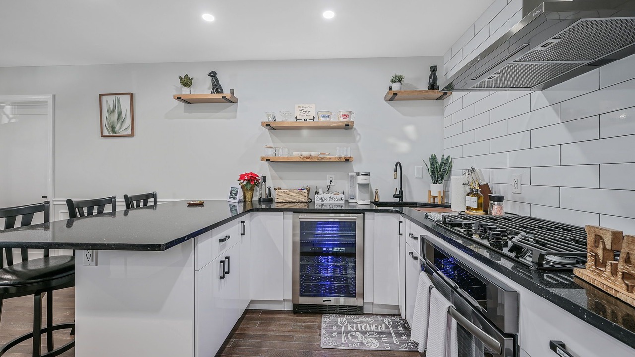 Photo of Kitchen in East Meadow