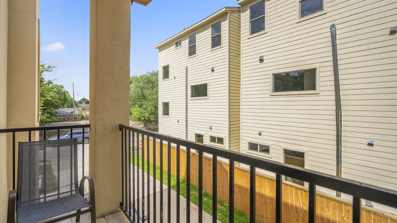 Photo of Patio Balcony in Riverside Terrace
