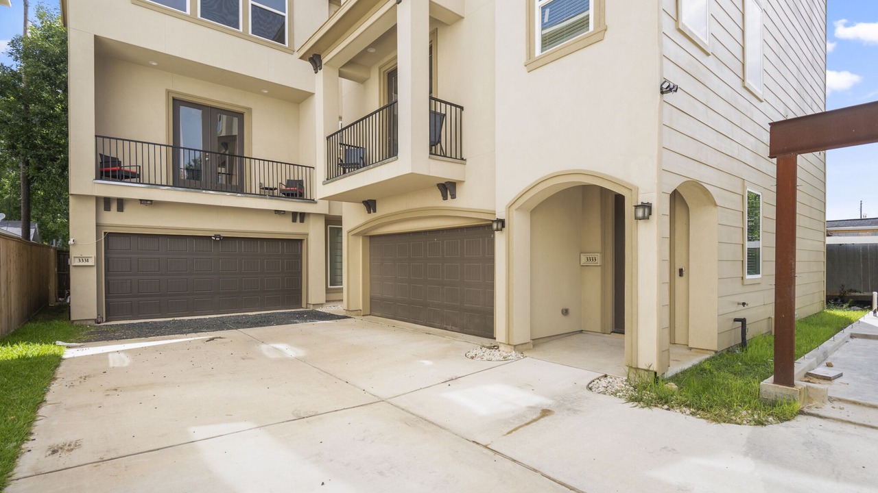 Photo of Outdoor in Riverside Terrace