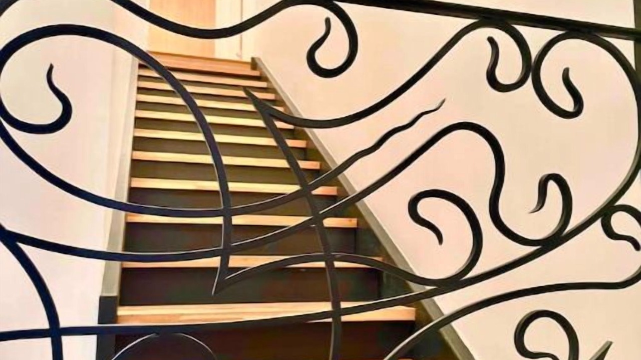 Photo of Others in Lux