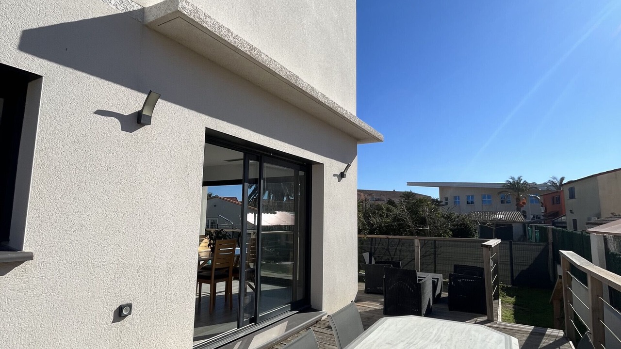 Photo of Patio Balcony in Sainte-Marie-Plage