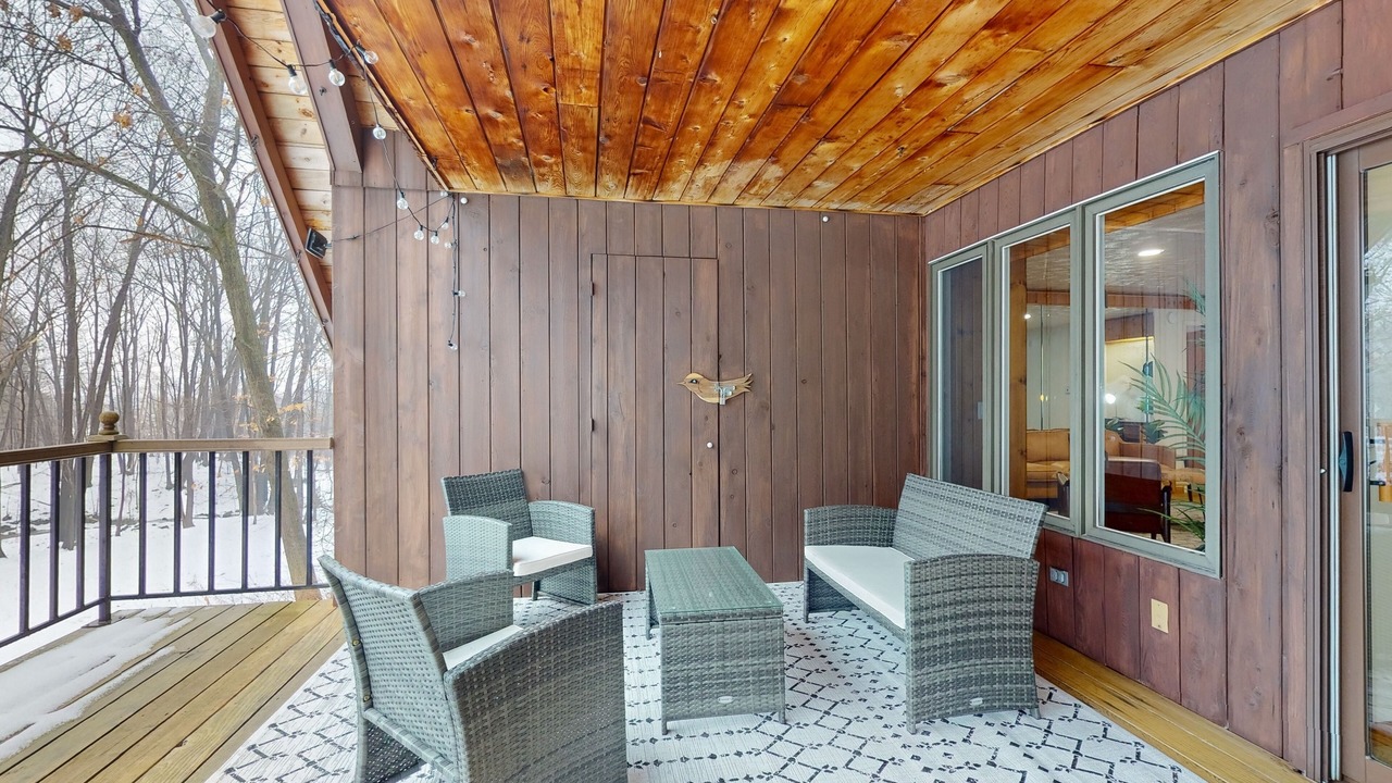 Photo of Patio Balcony in Scottsburg