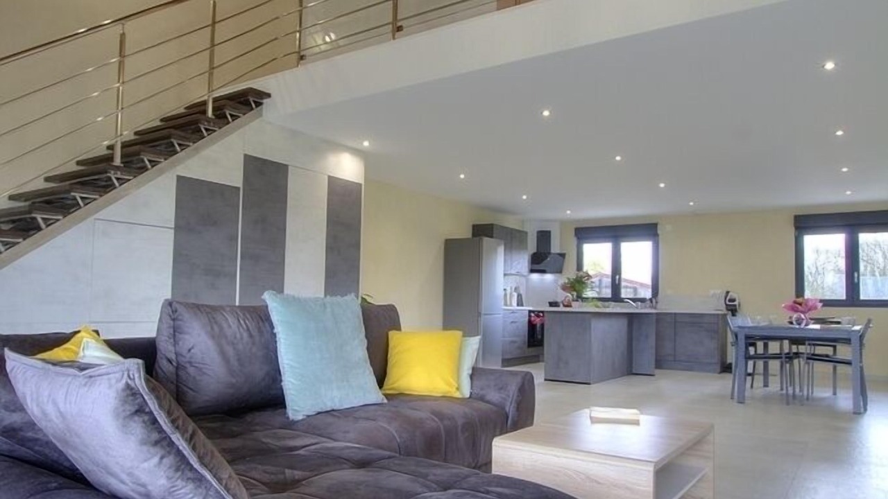 Photo of Livingroom in Thoiry