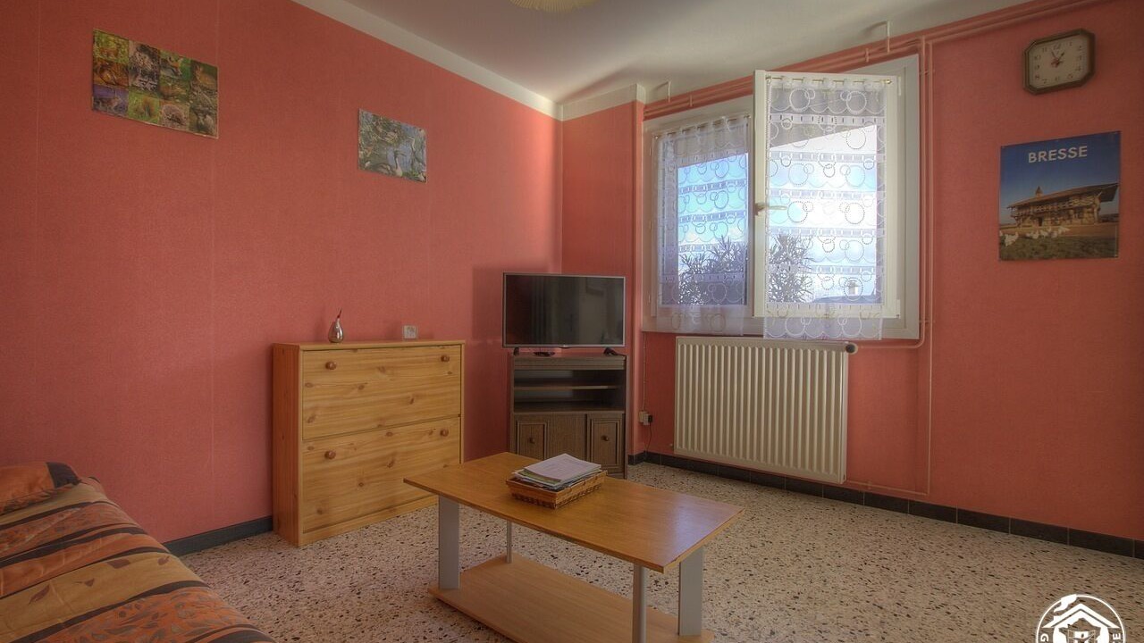 Photo of Others in Chalamont