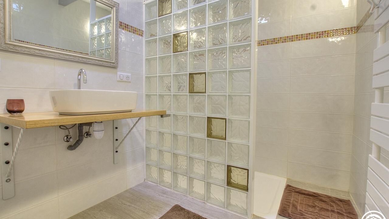 Photo of Kitchen in Vieu-d'Izenave