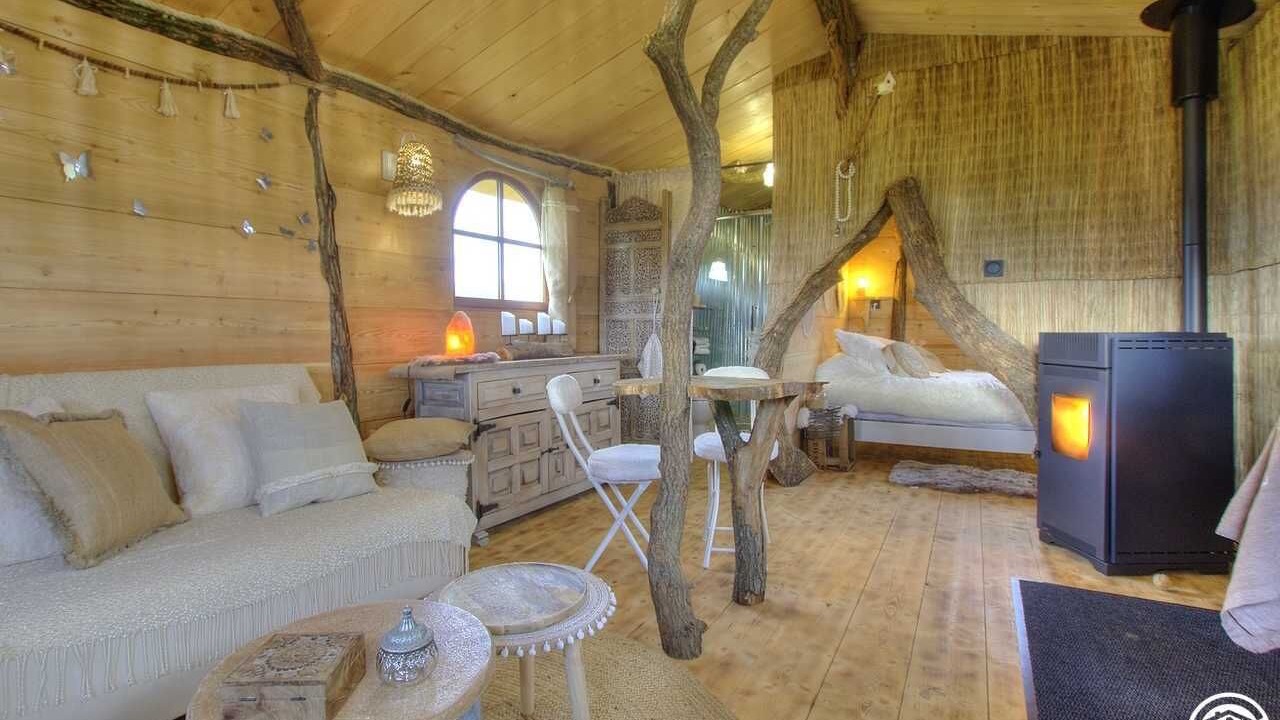 Photo of Others in Beny