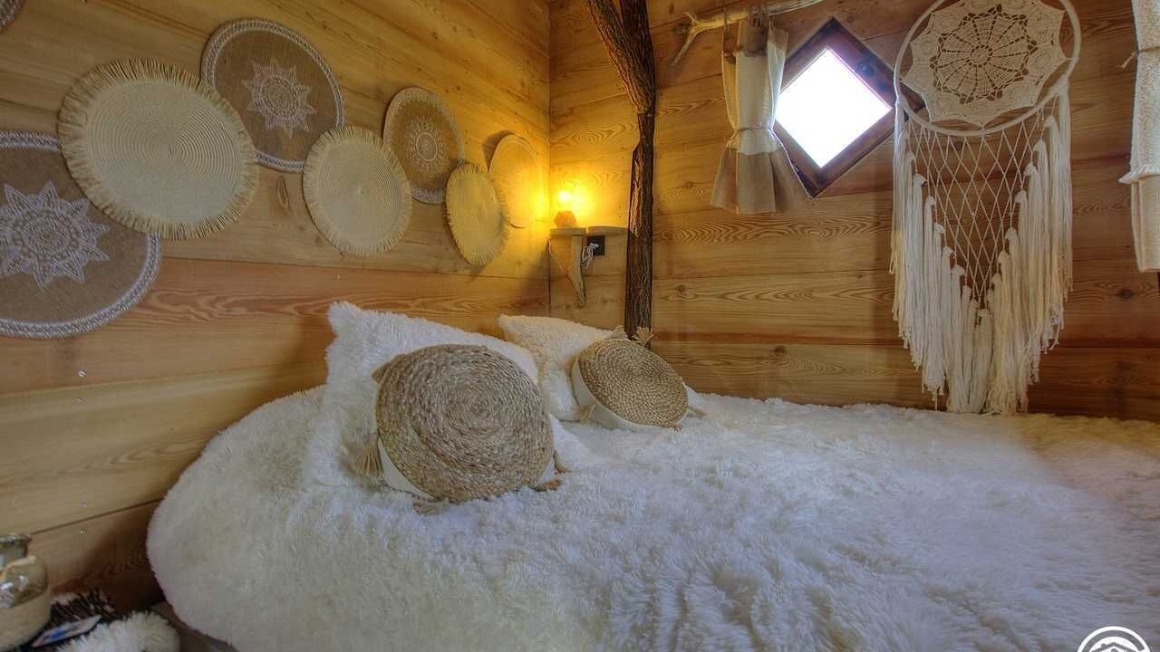 Photo of Others in Beny