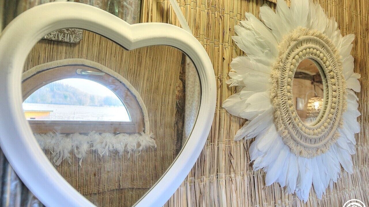 Photo of Others in Beny