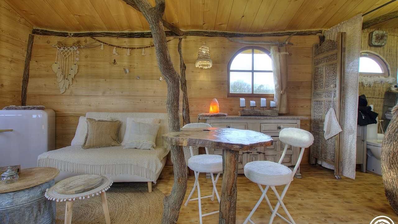 Photo of Others in Beny