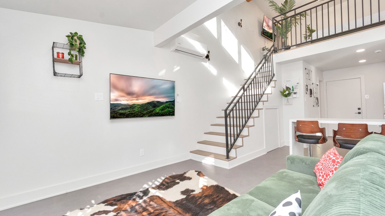 Photo of Livingroom in Montgomery