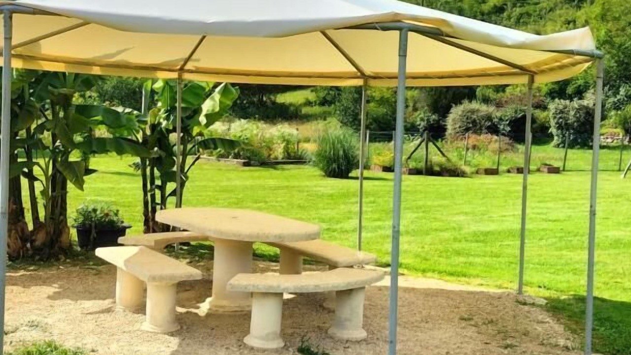 Photo of Outdoor in Poncin