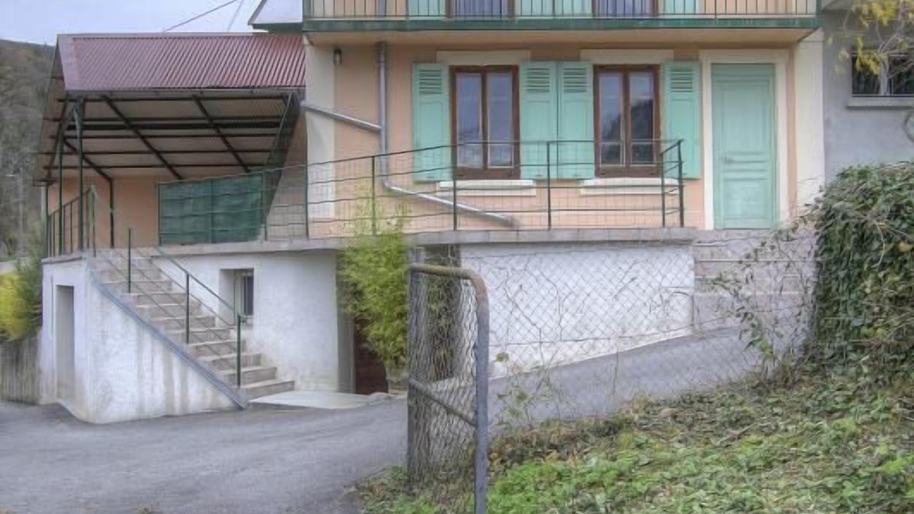 Photo of Outdoor in Tenay