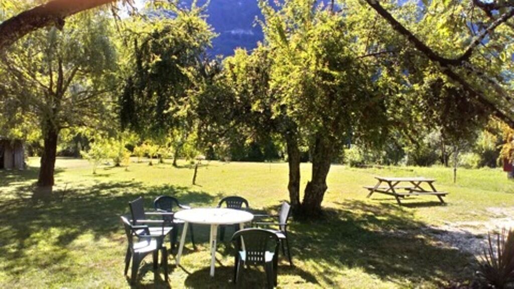 Photo of Outdoor in Tenay