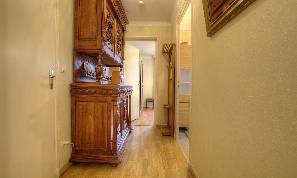 Photo of Others in Peronnas