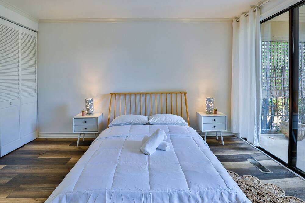 Photo of Bedroom in Sherman Oaks