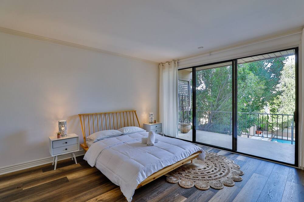 Photo of Bedroom in Sherman Oaks