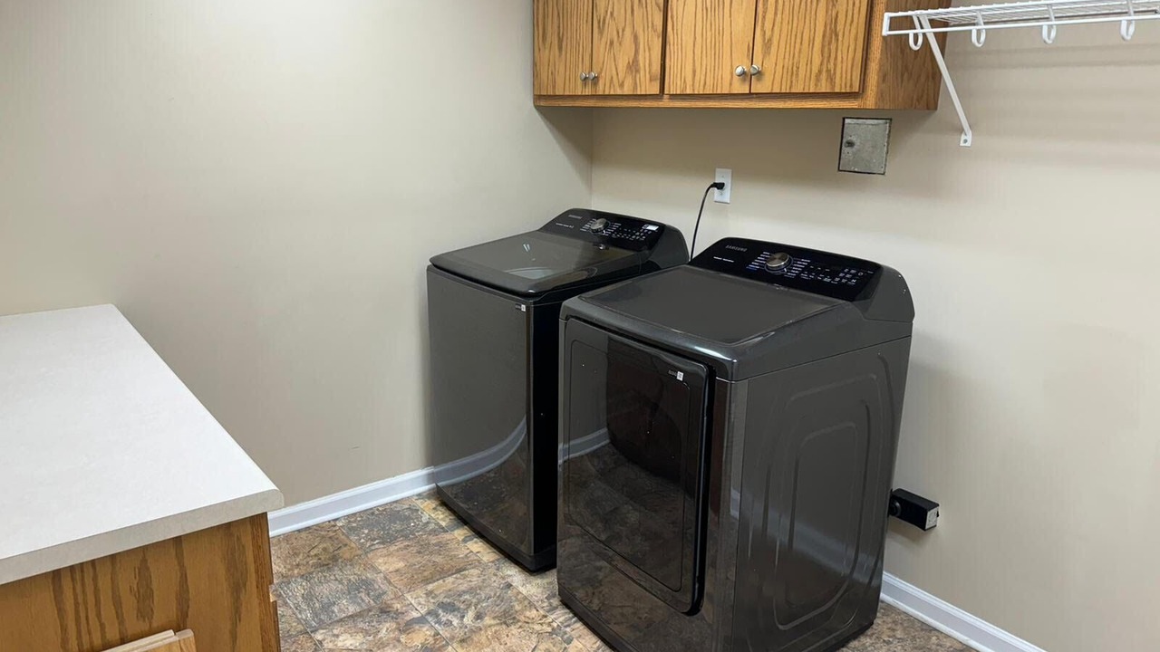 Photo of Others in Cumming