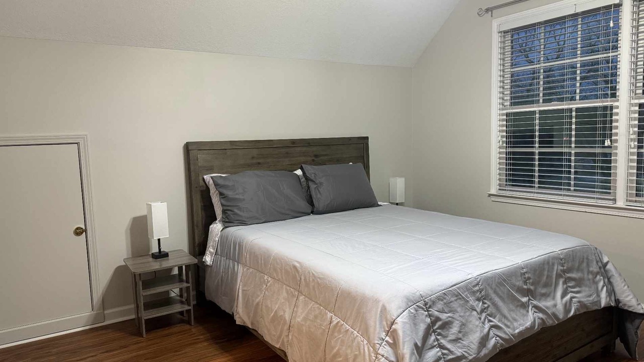 Photo of Others in Cumming