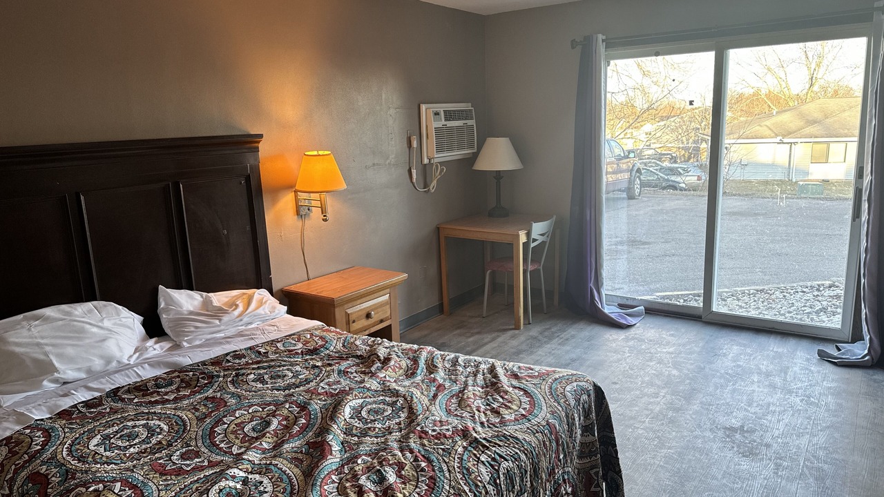 Photo of Bedroom in Clintonville