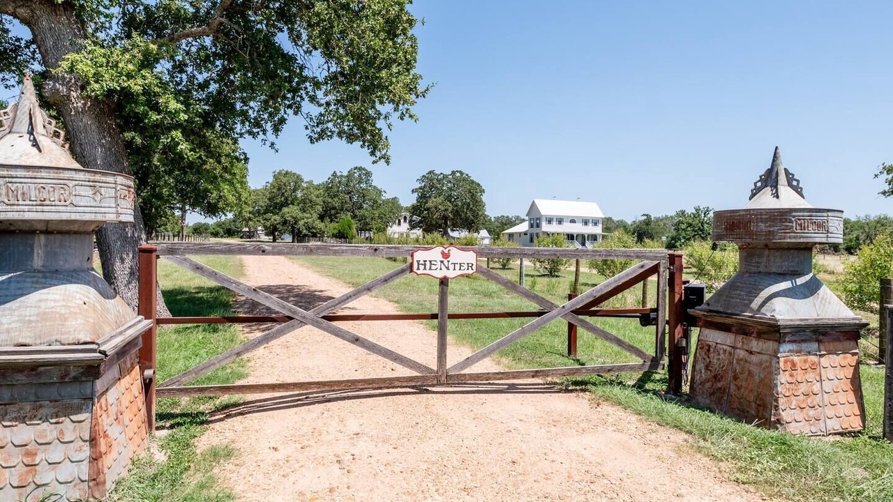 Photo of Outdoor in La Grange