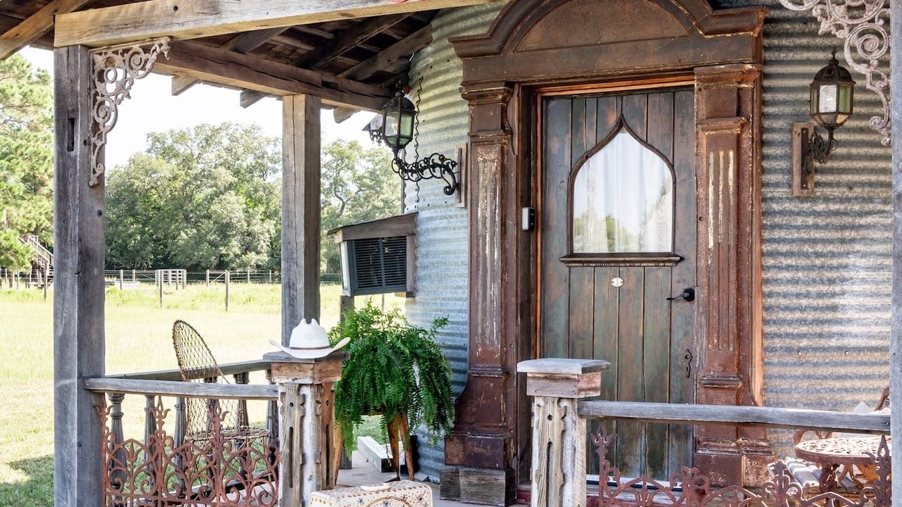 Photo of Patio Balcony in La Grange