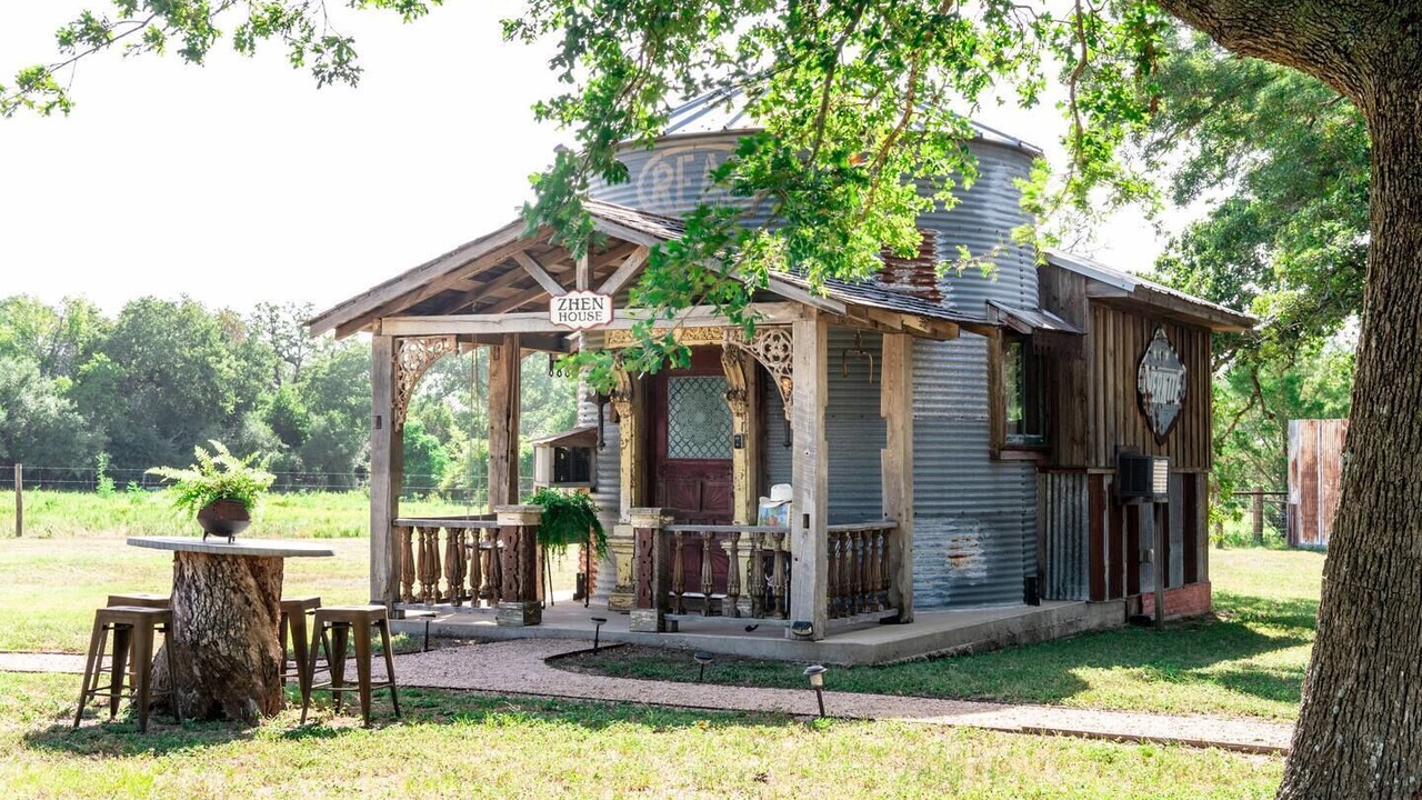 Photo of Outdoor in La Grange