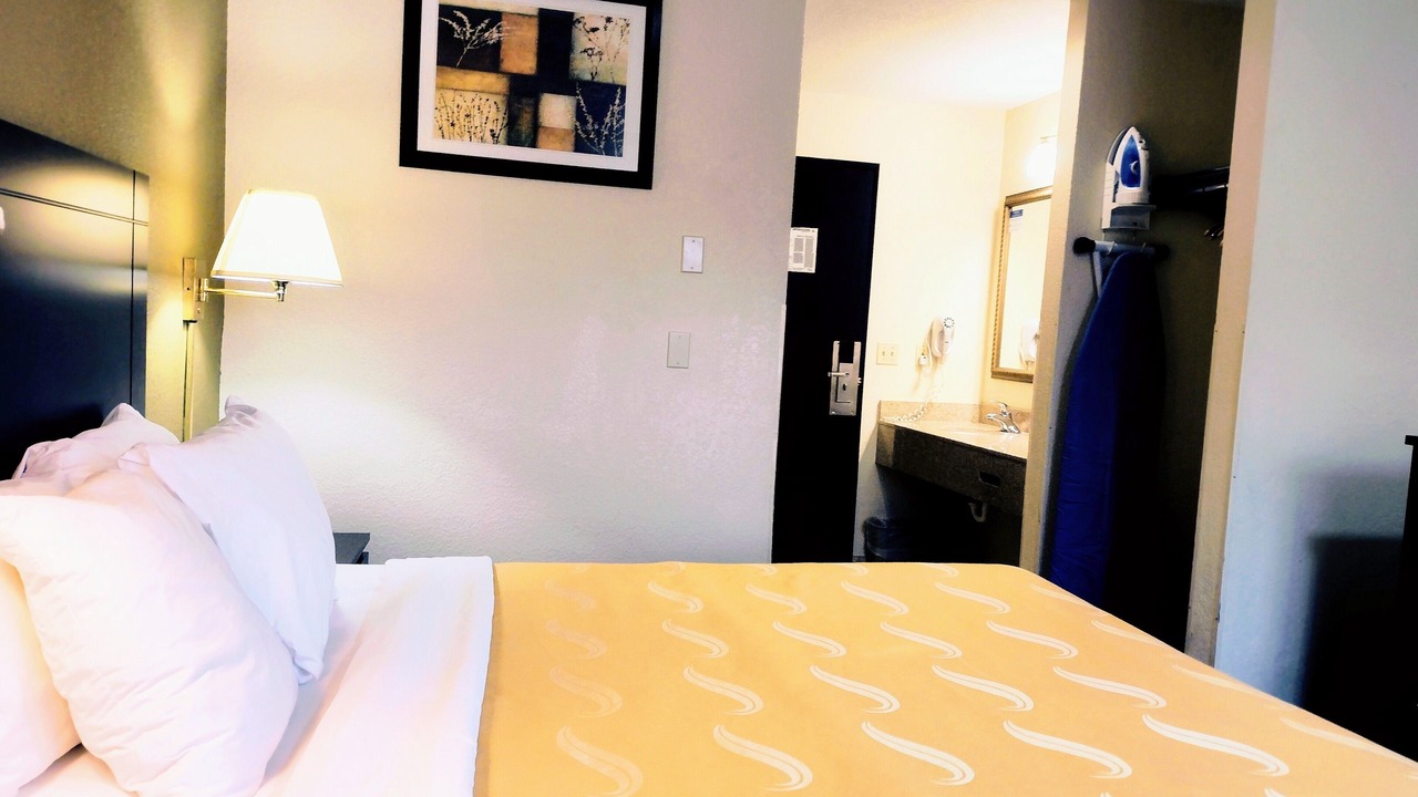 Photo of Bedroom in Centralia