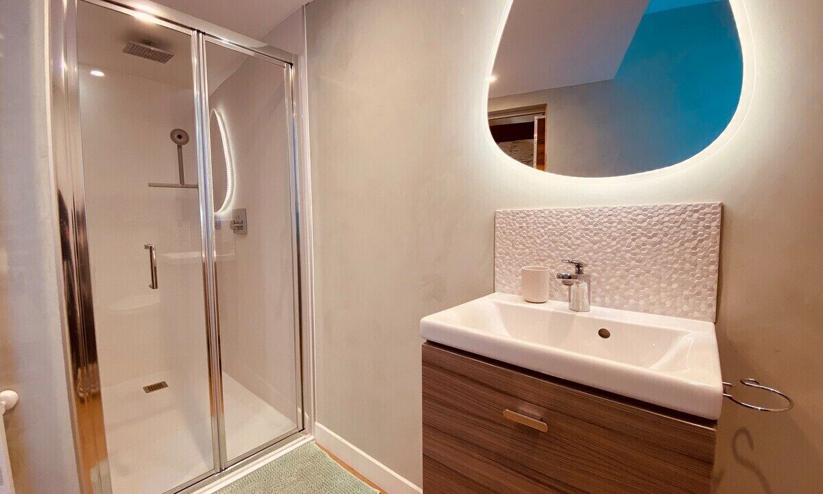 Photo of Bathroom in Trelaze