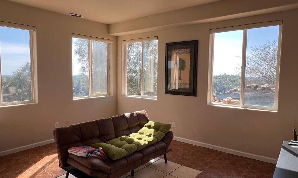 Photo of Livingroom in Placerville