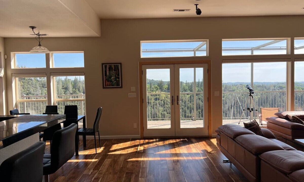 Photo of Livingroom in Placerville