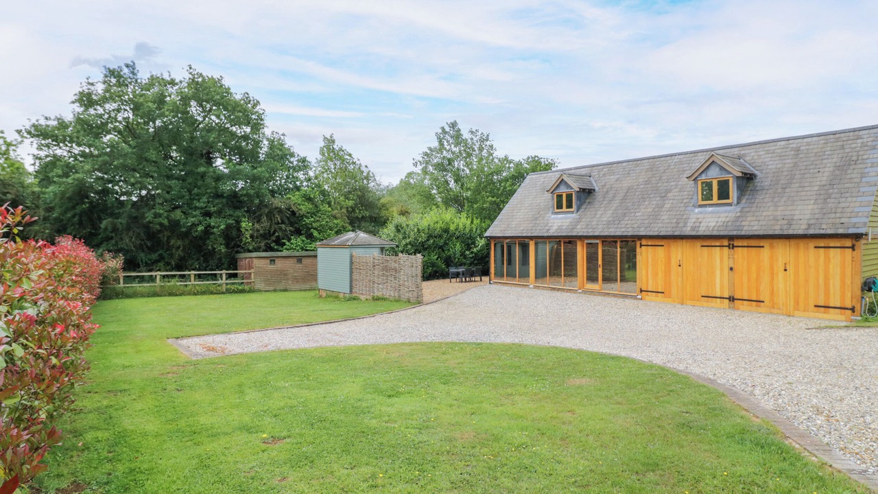 Photo of Others in Middleton Cheney