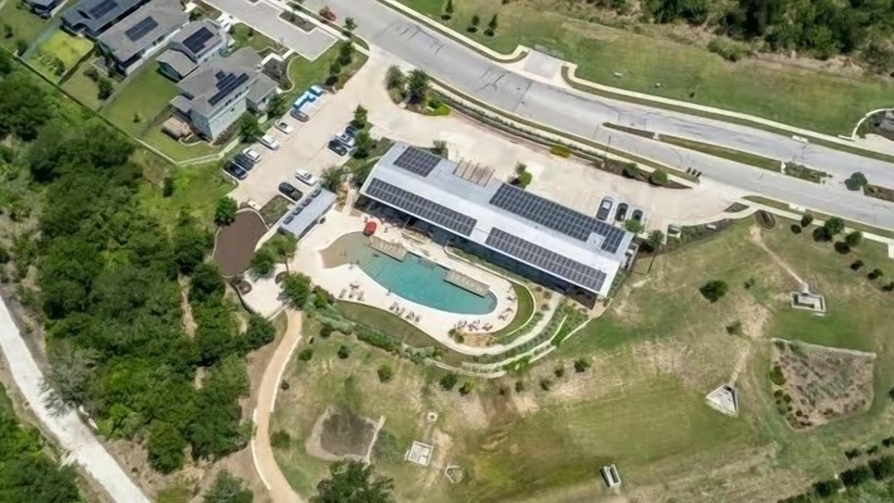 Photo of Outdoor in Manor