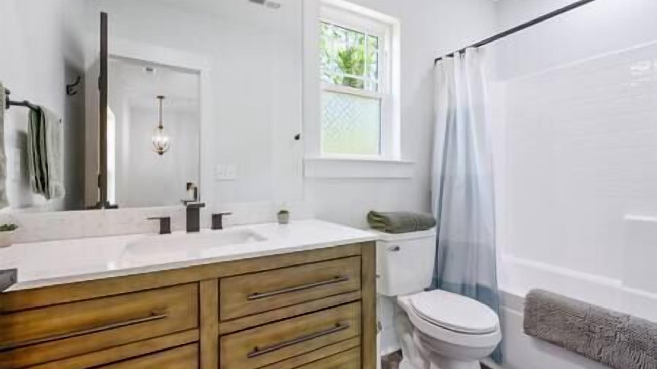 Photo of Bathroom in Clayton