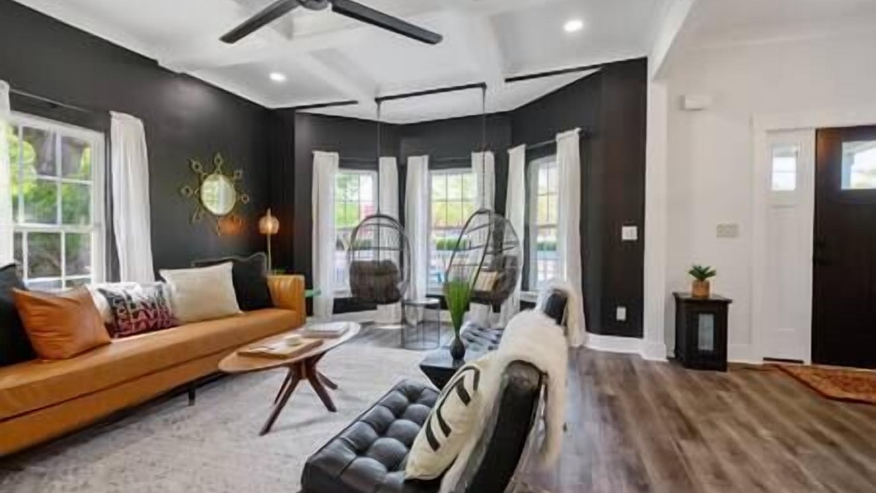 Photo of Livingroom in Clayton