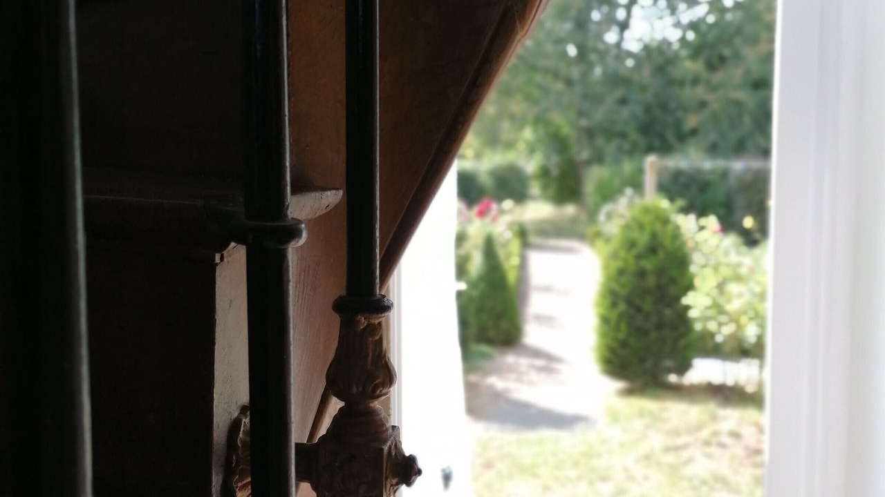 Photo of Others in Renaze