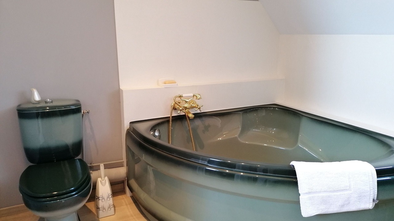 Photo of Others in Renaze