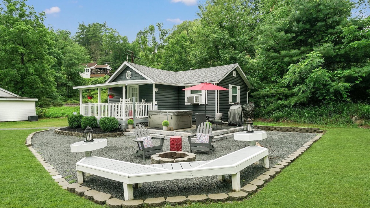 Photo of Outdoor in Millrift