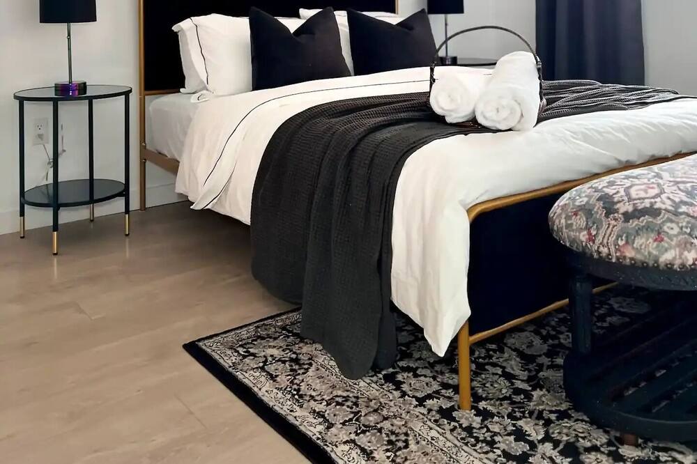 Photo of Bedroom in Vanier North