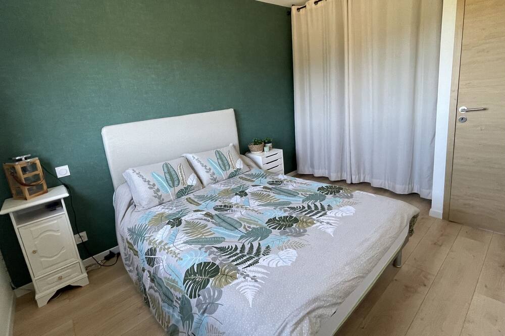 Photo of Bedroom in Palau-del-Vidre