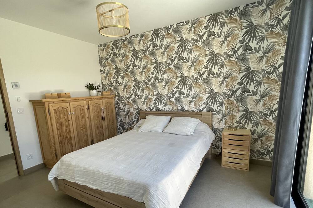 Photo of Bedroom in Palau-del-Vidre
