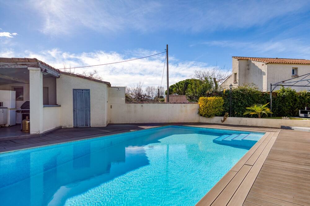 Photo of Outdoor in Lunel