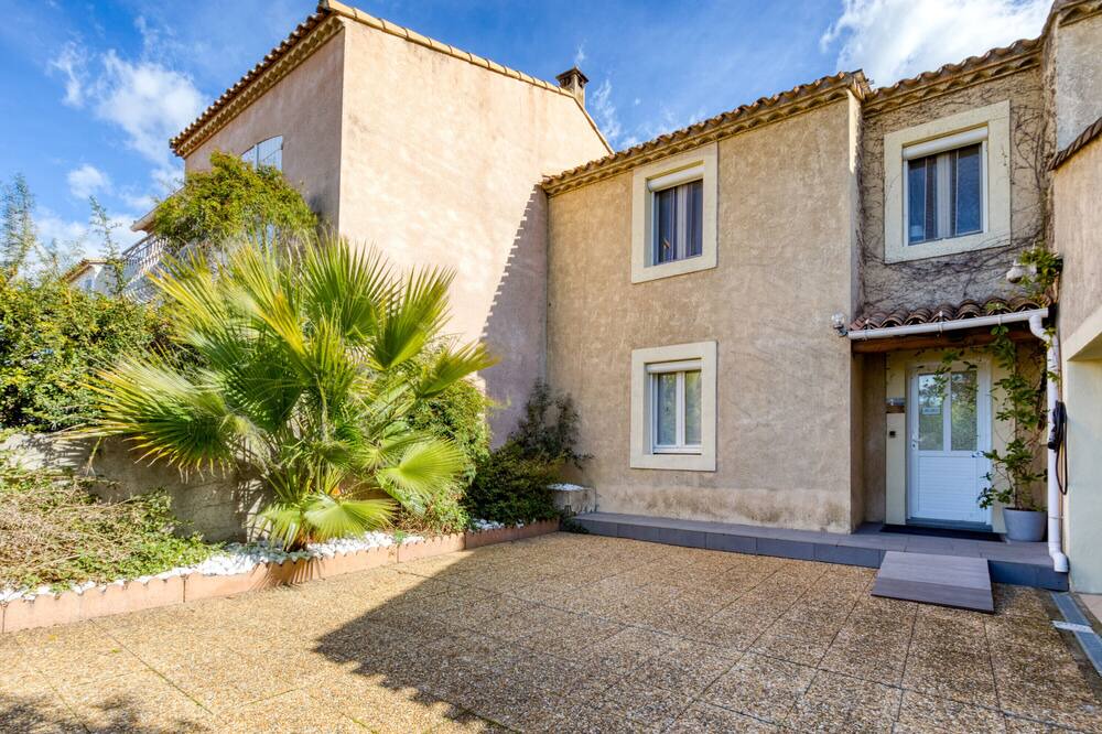Photo of Outdoor in Lunel