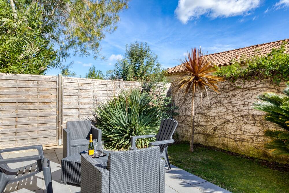 Photo of Outdoor in Lunel