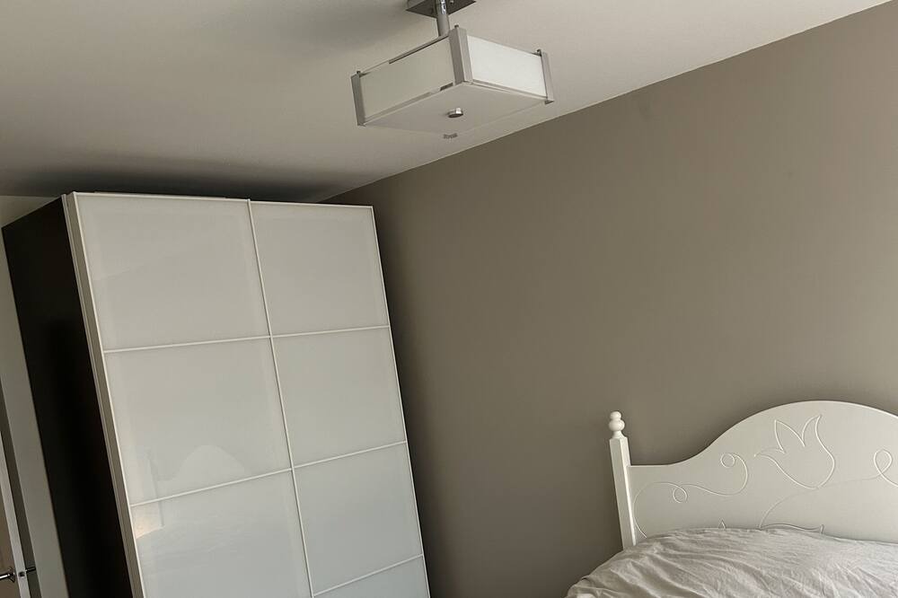 Photo of Bedroom in Forest Hill South