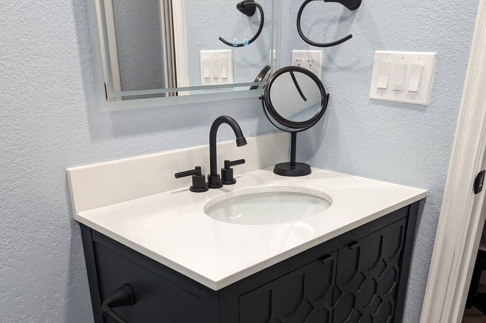 Photo of Bathroom in Coronado