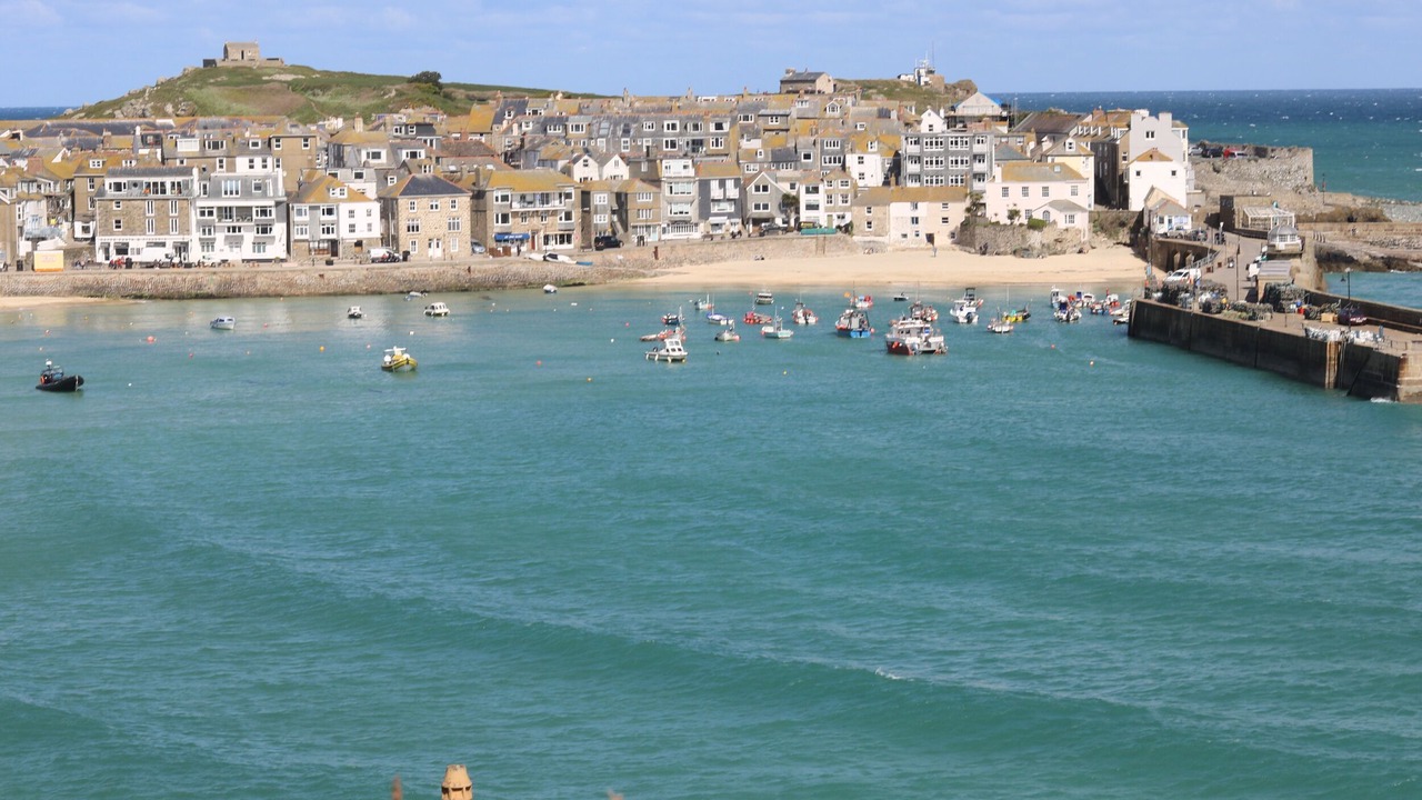 Photo of Others in St Erth Praze