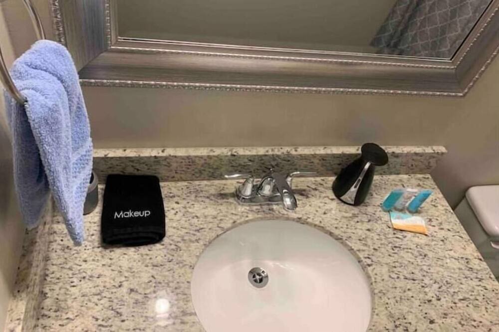 Photo of Bathroom in Edinburg