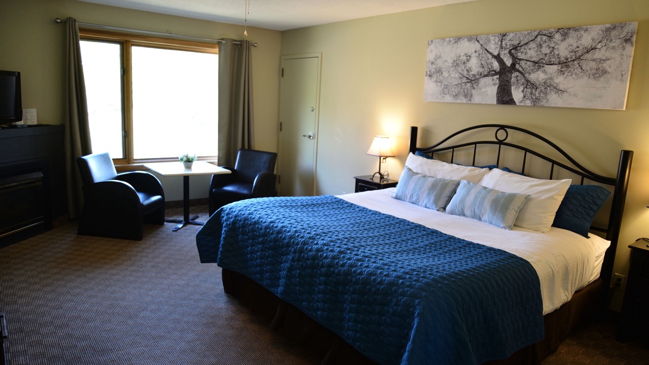 Photo of Bedroom in Parry Sound